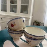 Discover a set of two mini bowls from the famous MARY LOU series.