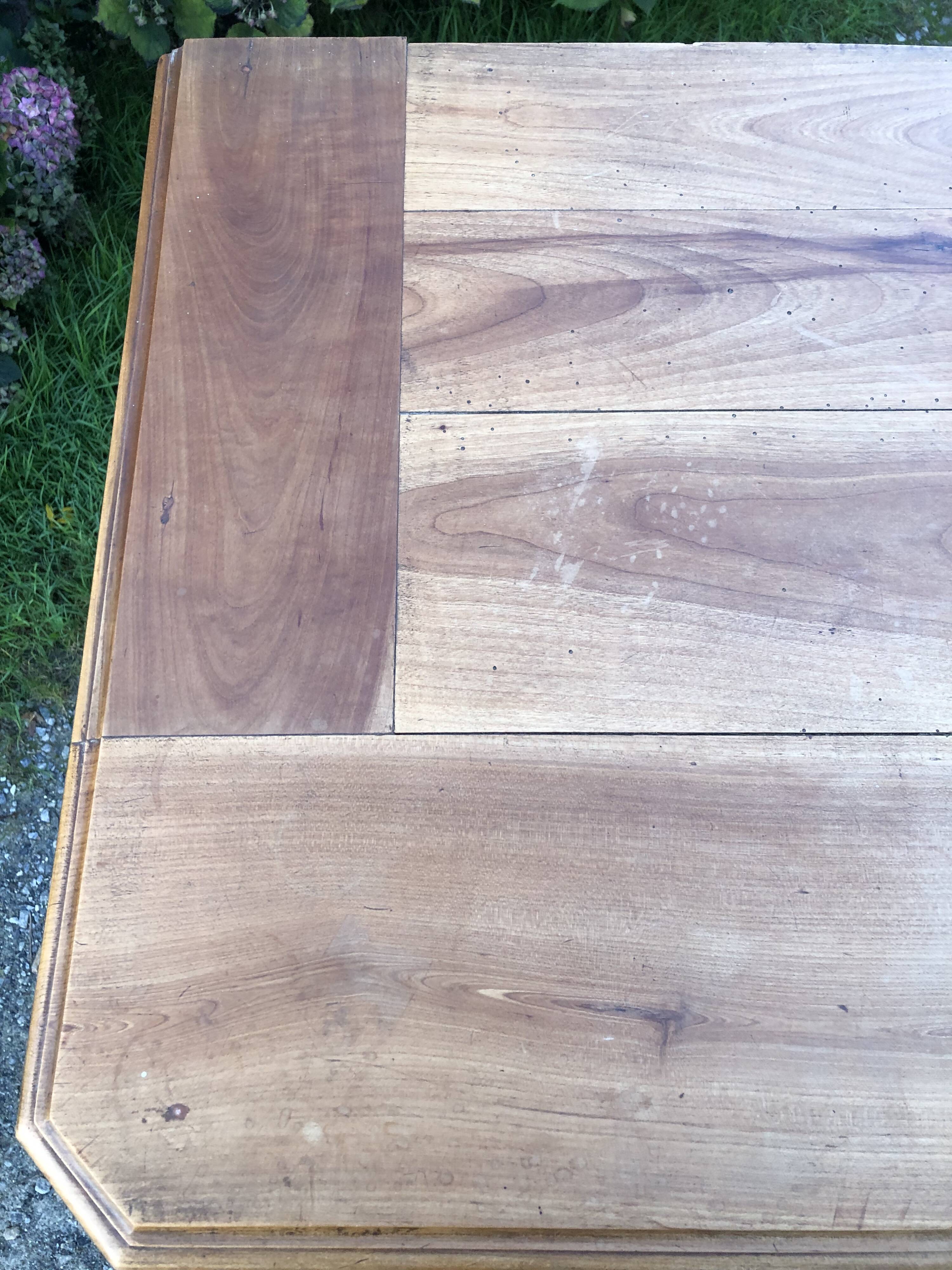 Old low sideboard in solid cherry wood from the 1900s.