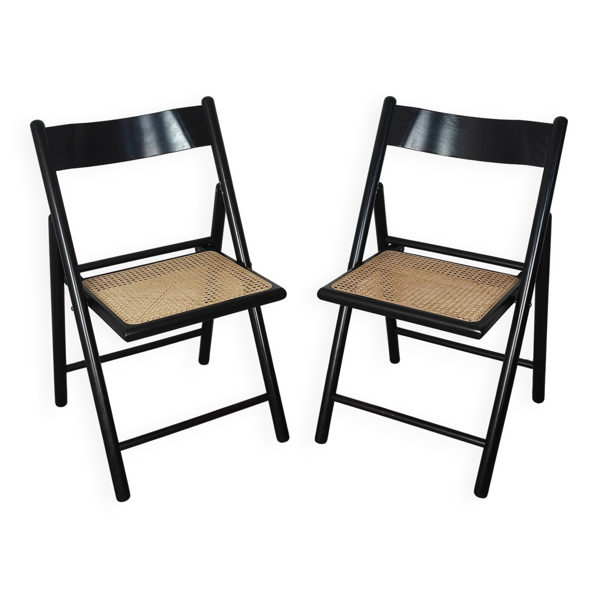 Chaises pliantes en bois et rotin
