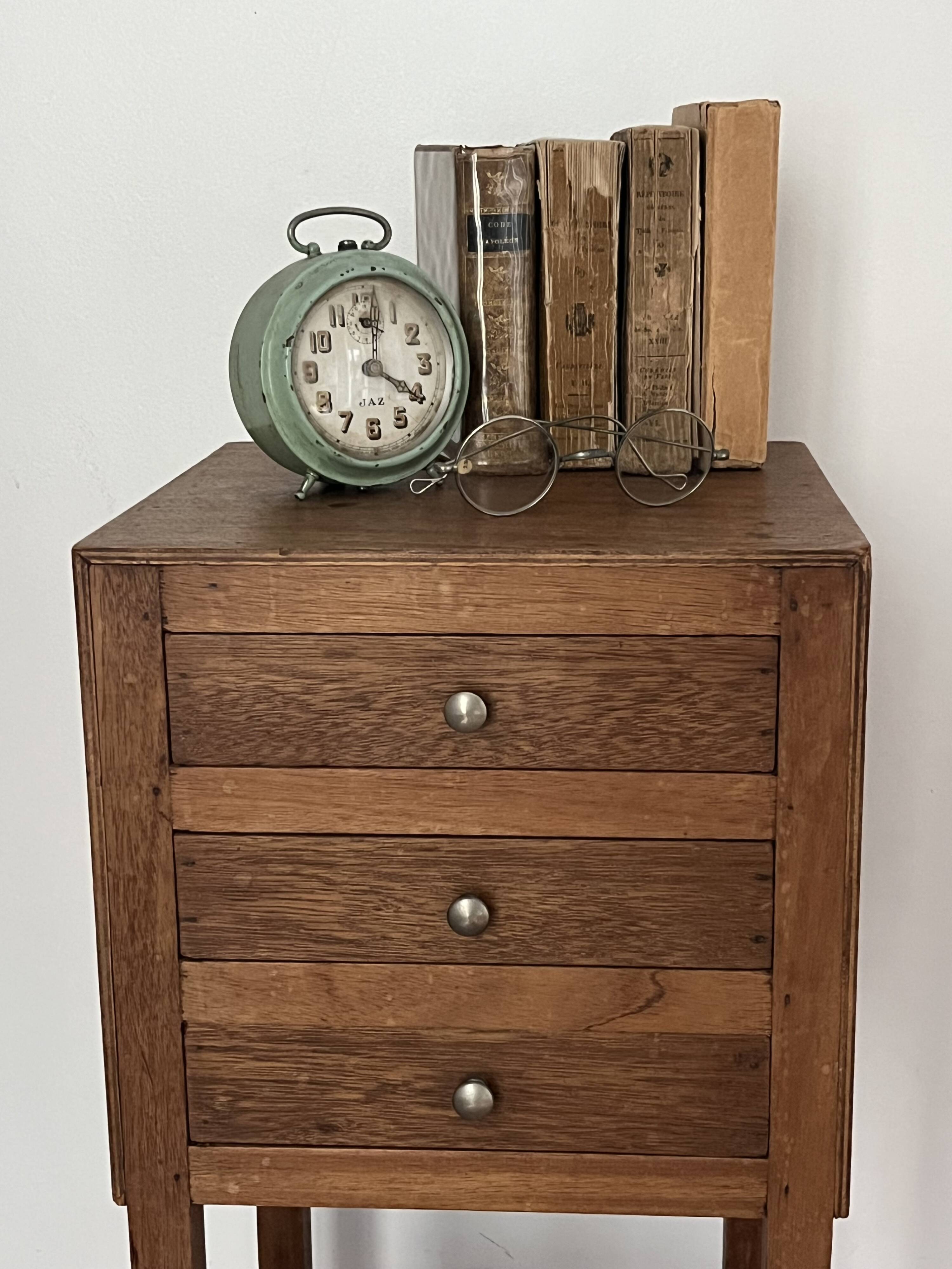 Vintage bedside table from the 1940s/1950s.