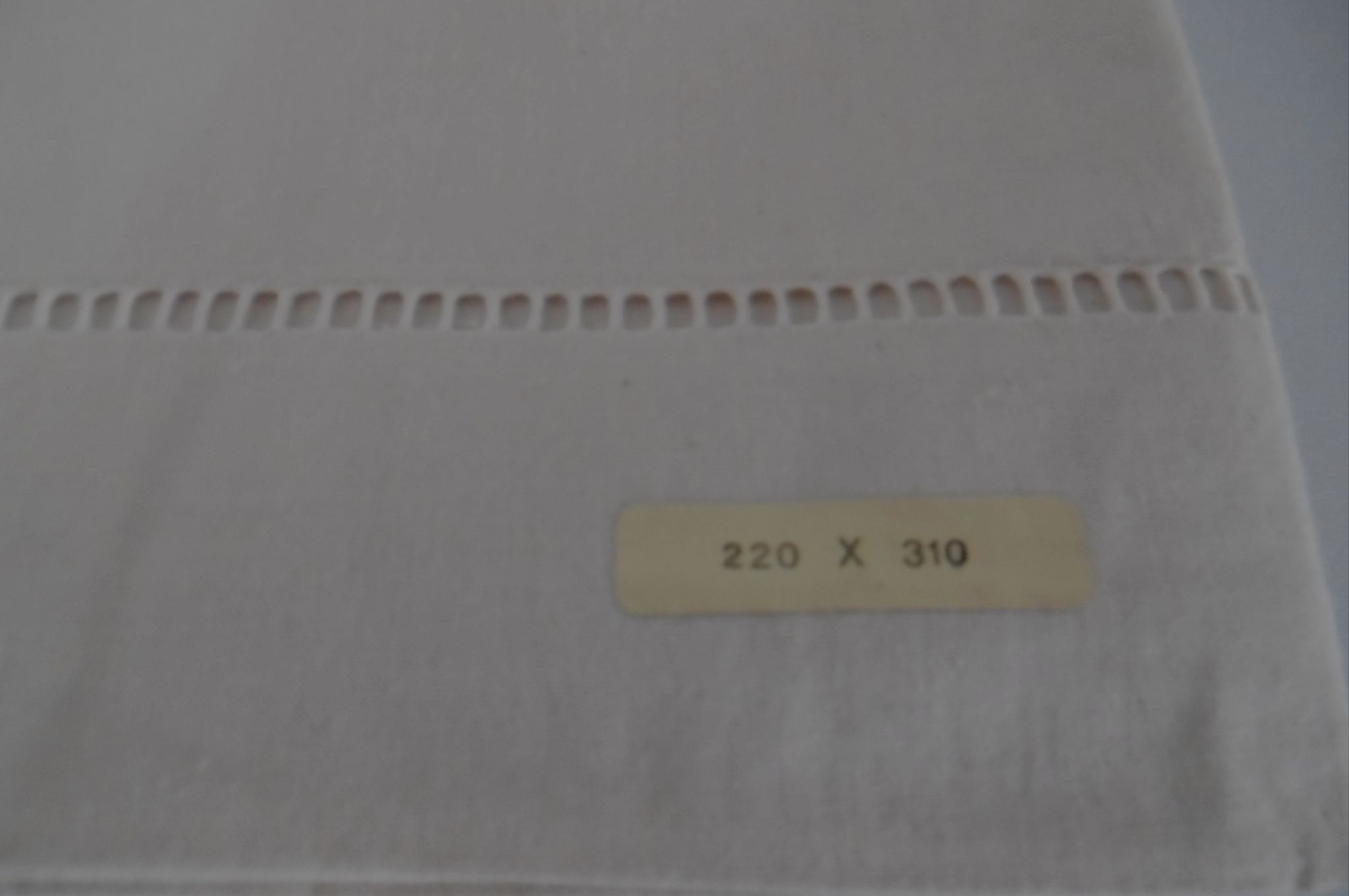 Parure de drap brodée, ancienne