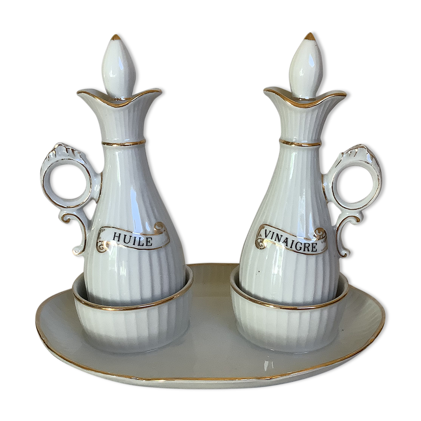 Ancient oil and vinegar service