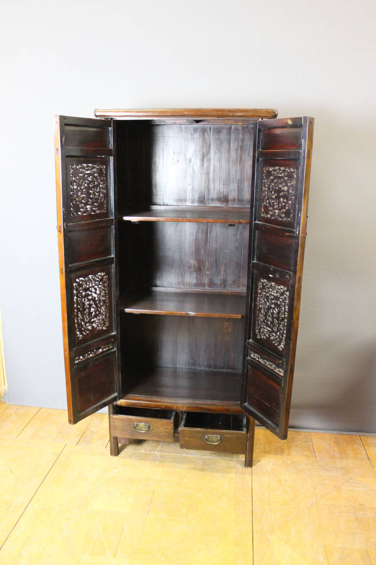 Chinese Cabinet in Red and Gold Lacquer