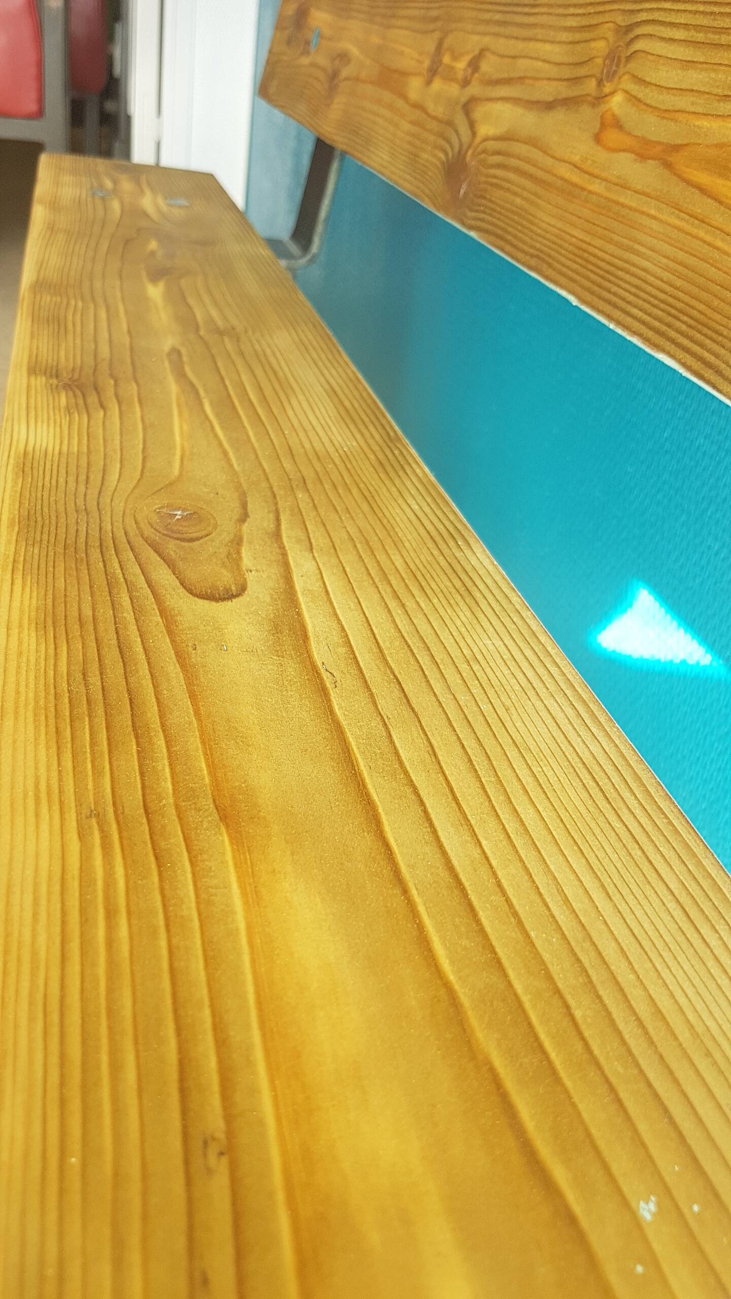 Banc d'école maternelle