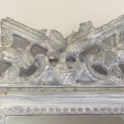 Louis XVI Style Mirror in Carved Wood with Grey Patina and Dove Pediment