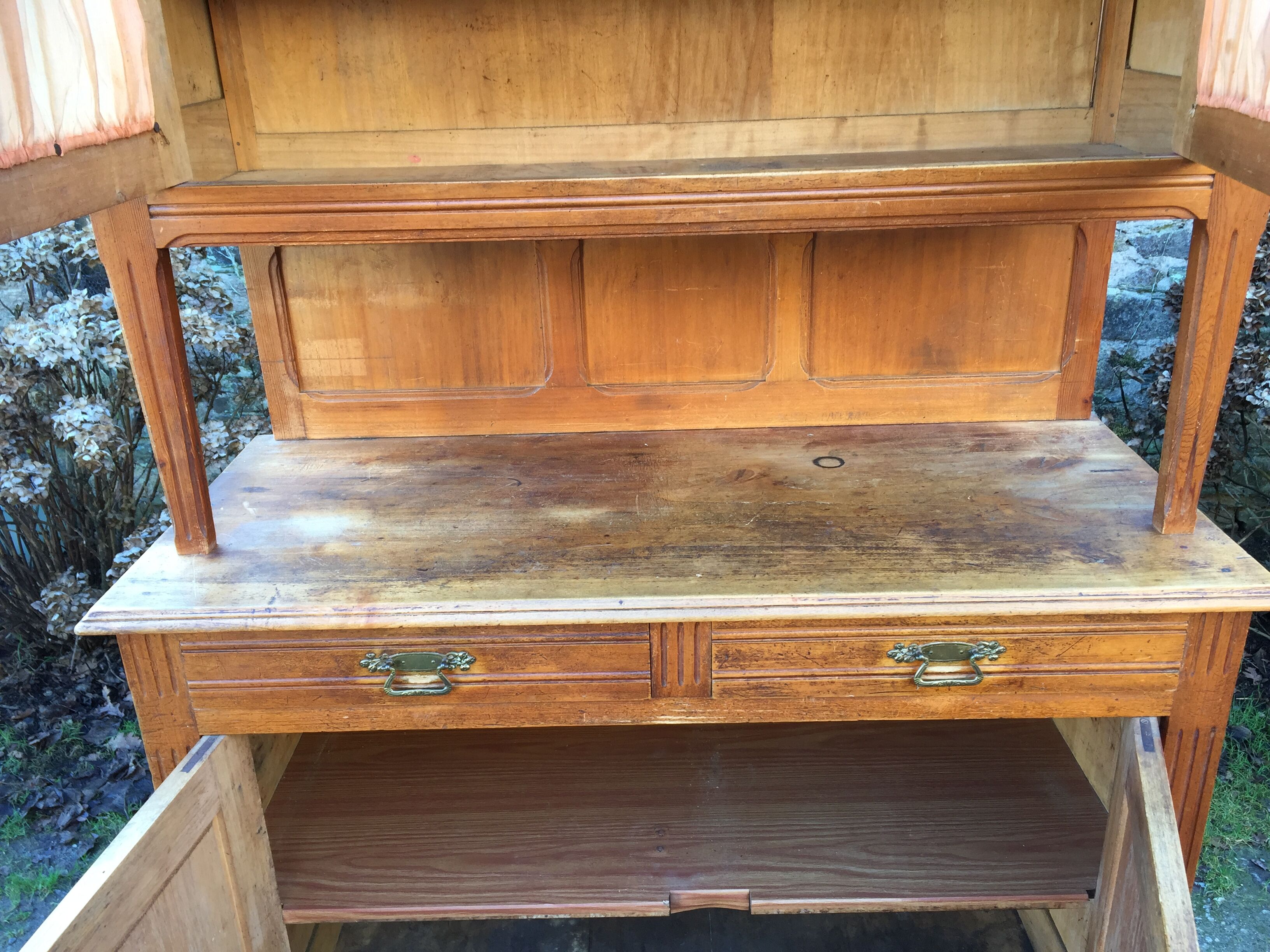 Vintage Parisian buffet with 2 bodies in white poplar wood