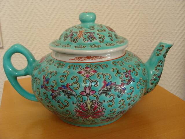 Théière chinoise porcelaine Mun Shou vintage