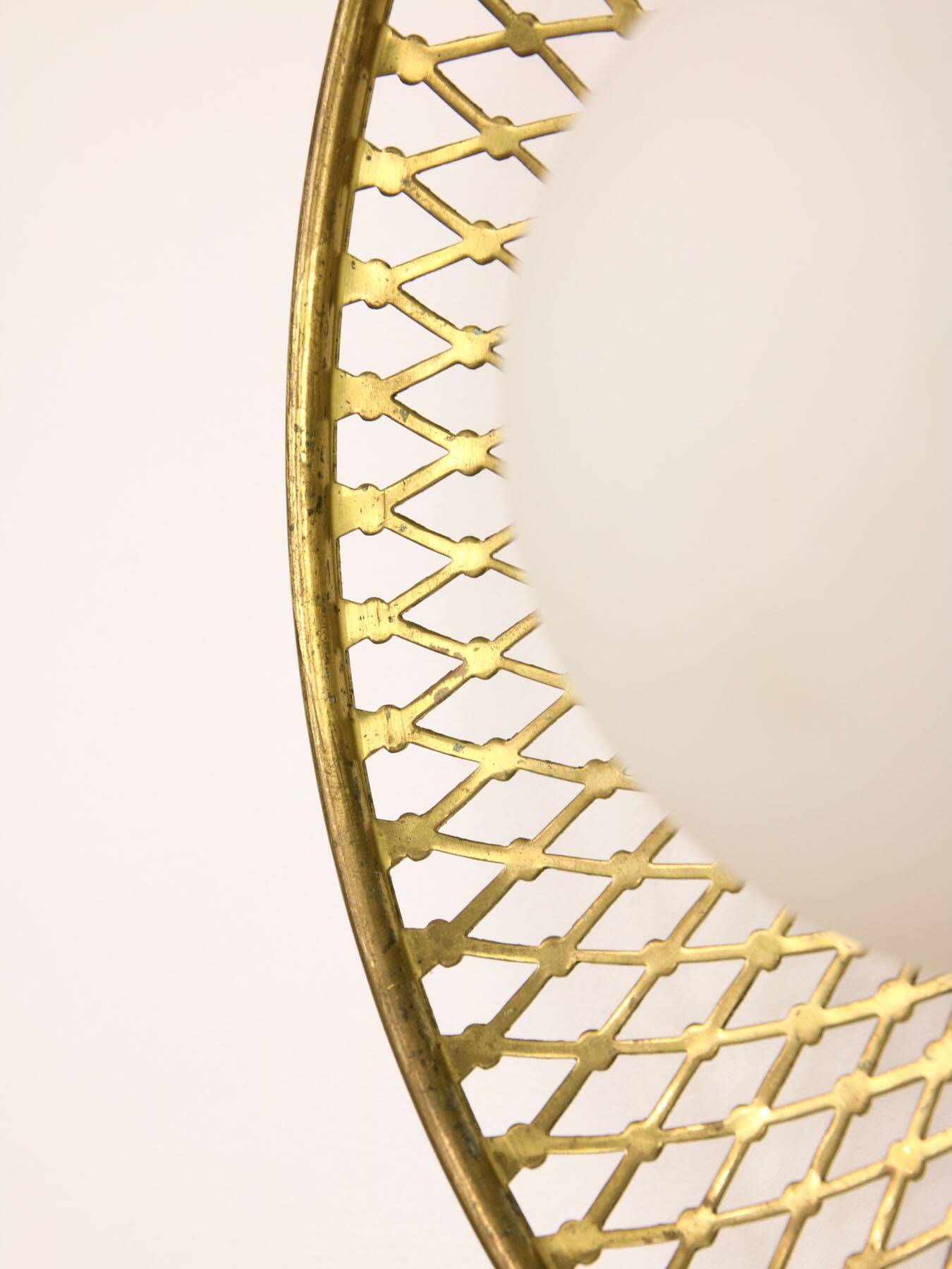 Mid-Century Intricate Wall Lamp in Brass and Opaline Glass, 1950s