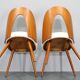 Chaises restaurées en noyer des années 1960 par Antonin Suman