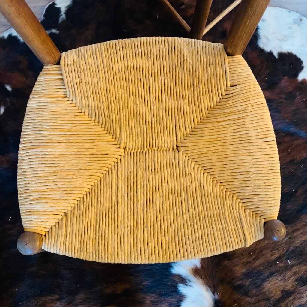 Pair of mulched chairs