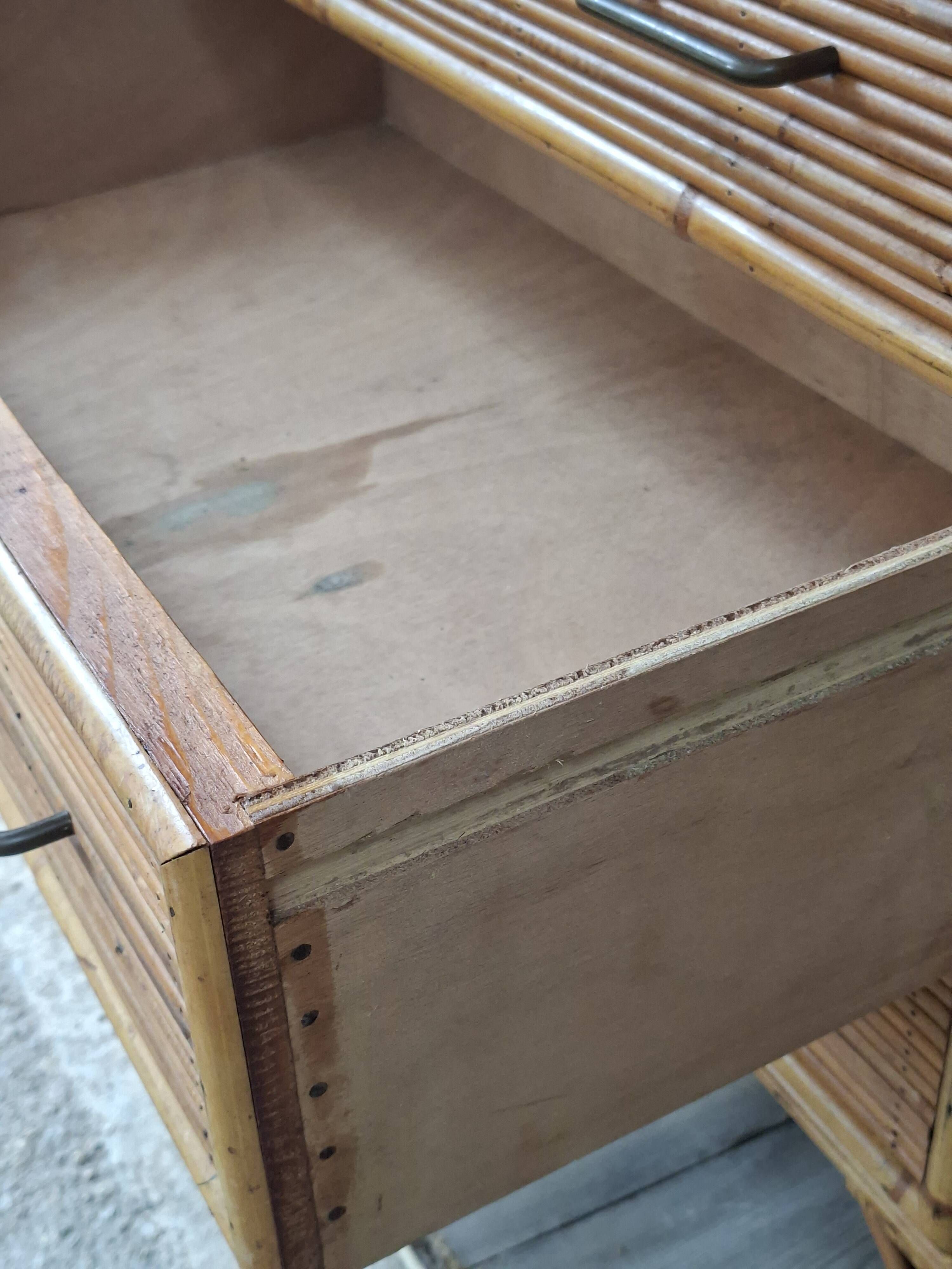 Commode en bambou 