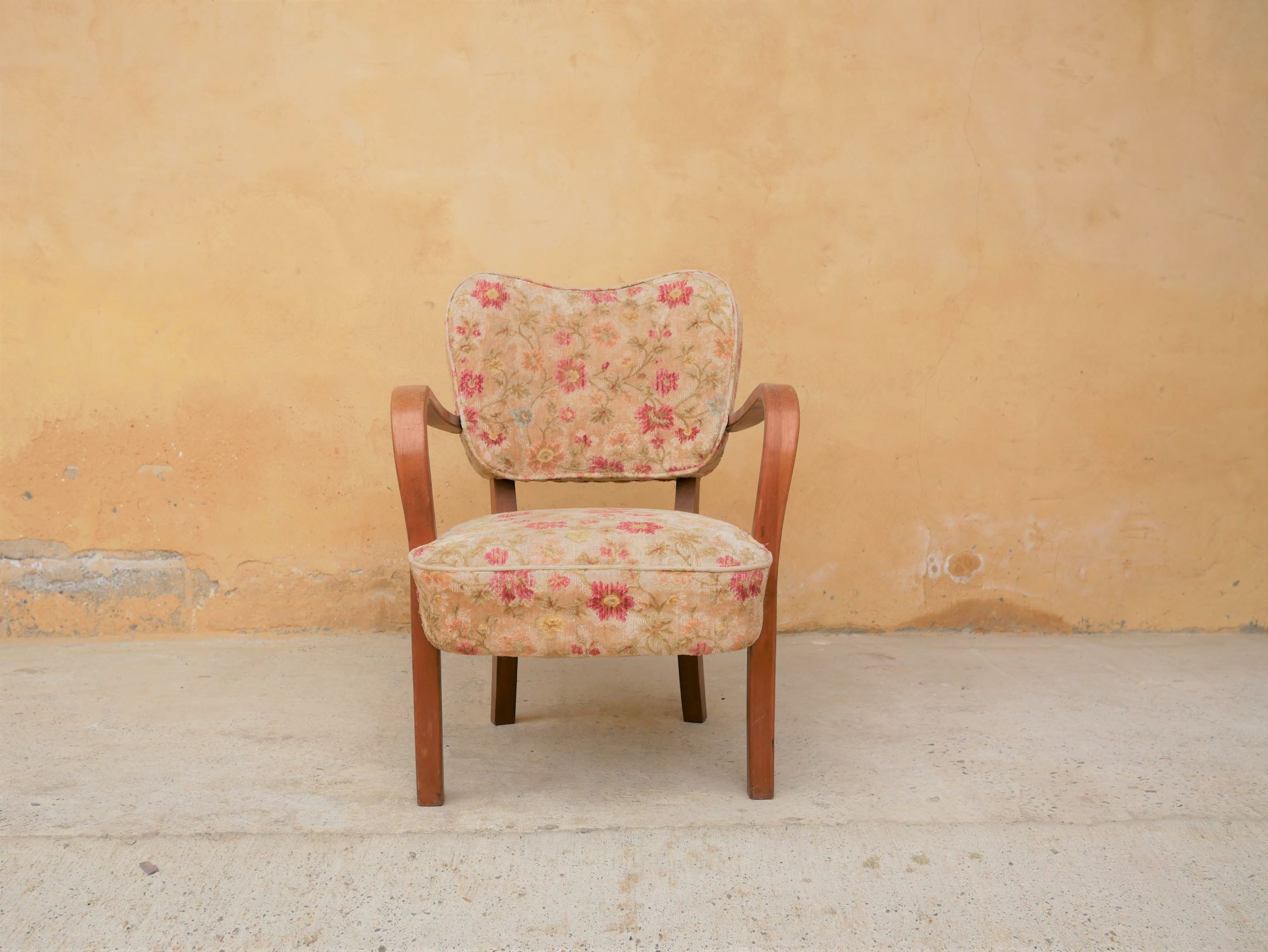 Vintage cocktail chair