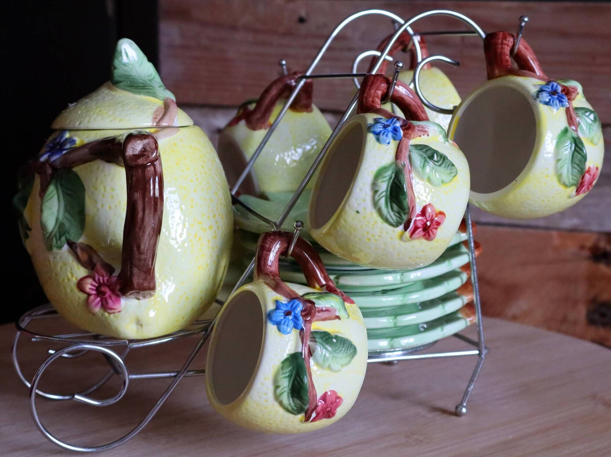 Tea / coffee service in earthenware "Lemon" on display – 15 pieces