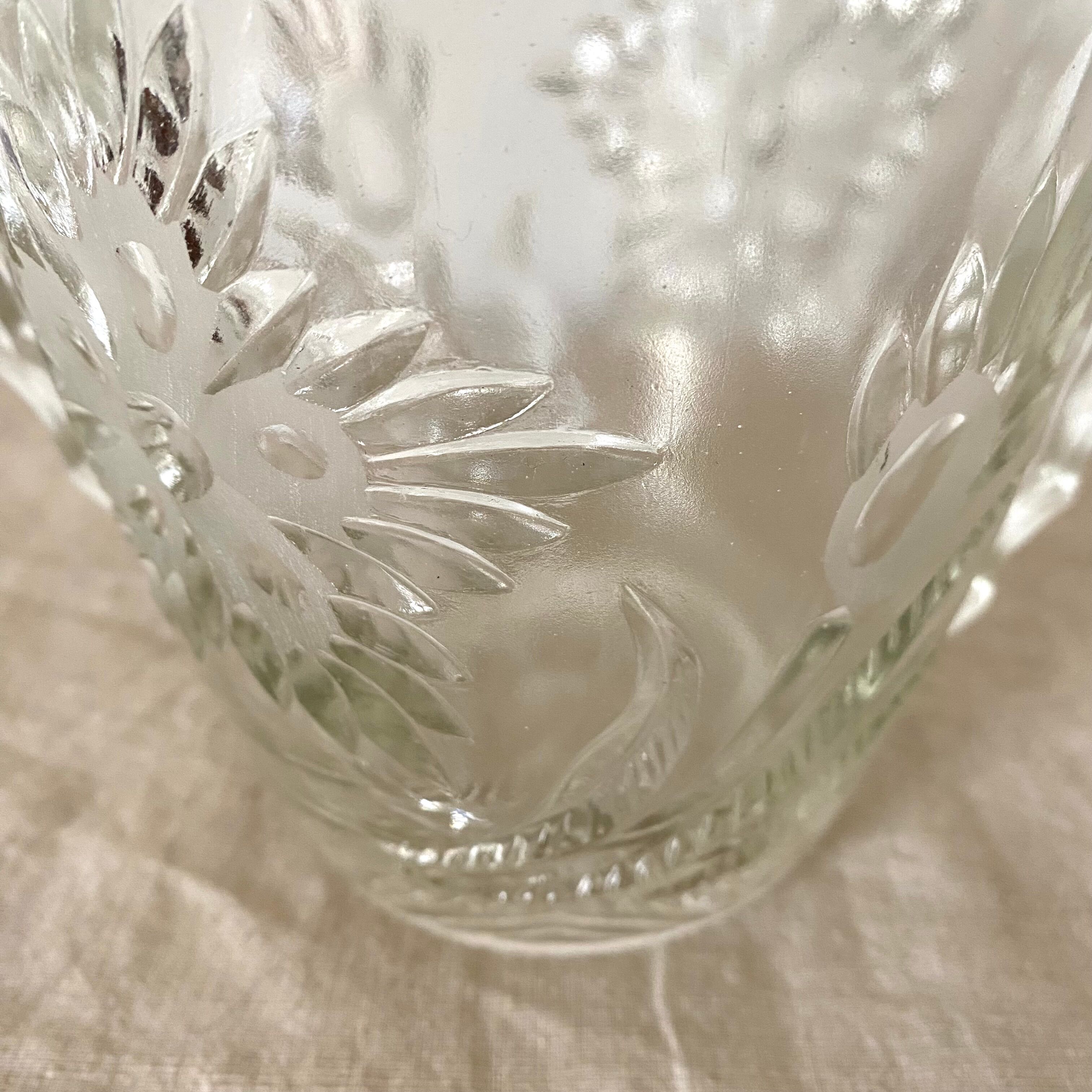 Art Deco chiseled glass ice bucket