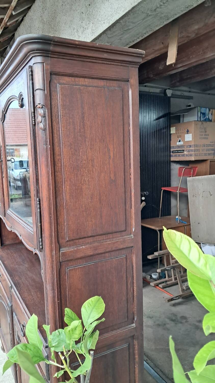 Louis XV two-body buffet