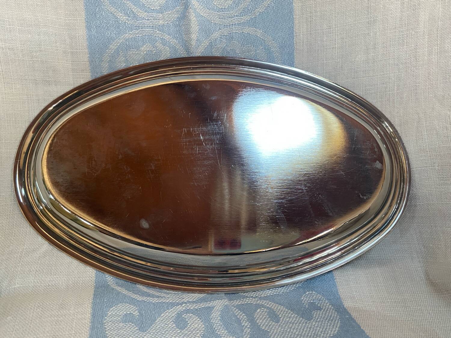 Small oval silver metal tray