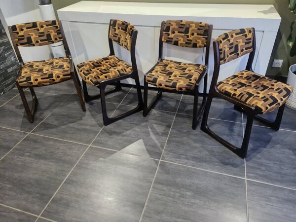 Lot de 4 chaises traineau Baumann, années 1970