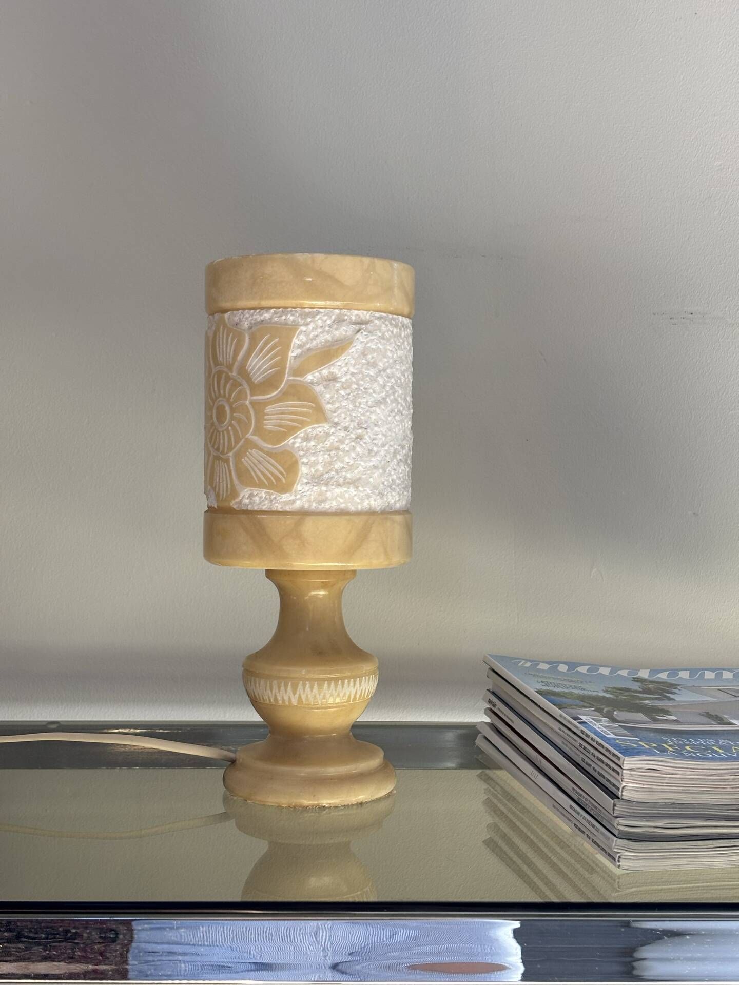 Alabaster lamp