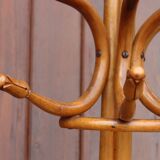 Portemanteau perroquet mural en demi style Thonet, 1900