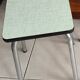 Tabouret Formica vert vintage