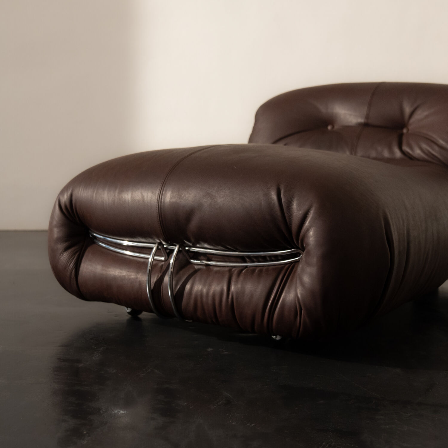 Cassina Soriana Chaiselongue by Tobia & Arfa Scarpa