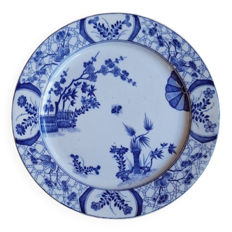 Plat à gâteau modèle Japon par Creil et Montereau XIXème