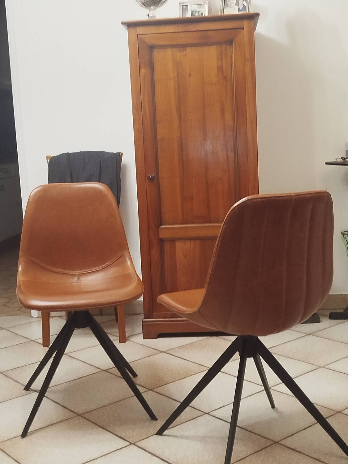 Set of 2 Vintage Faux Leather Chairs