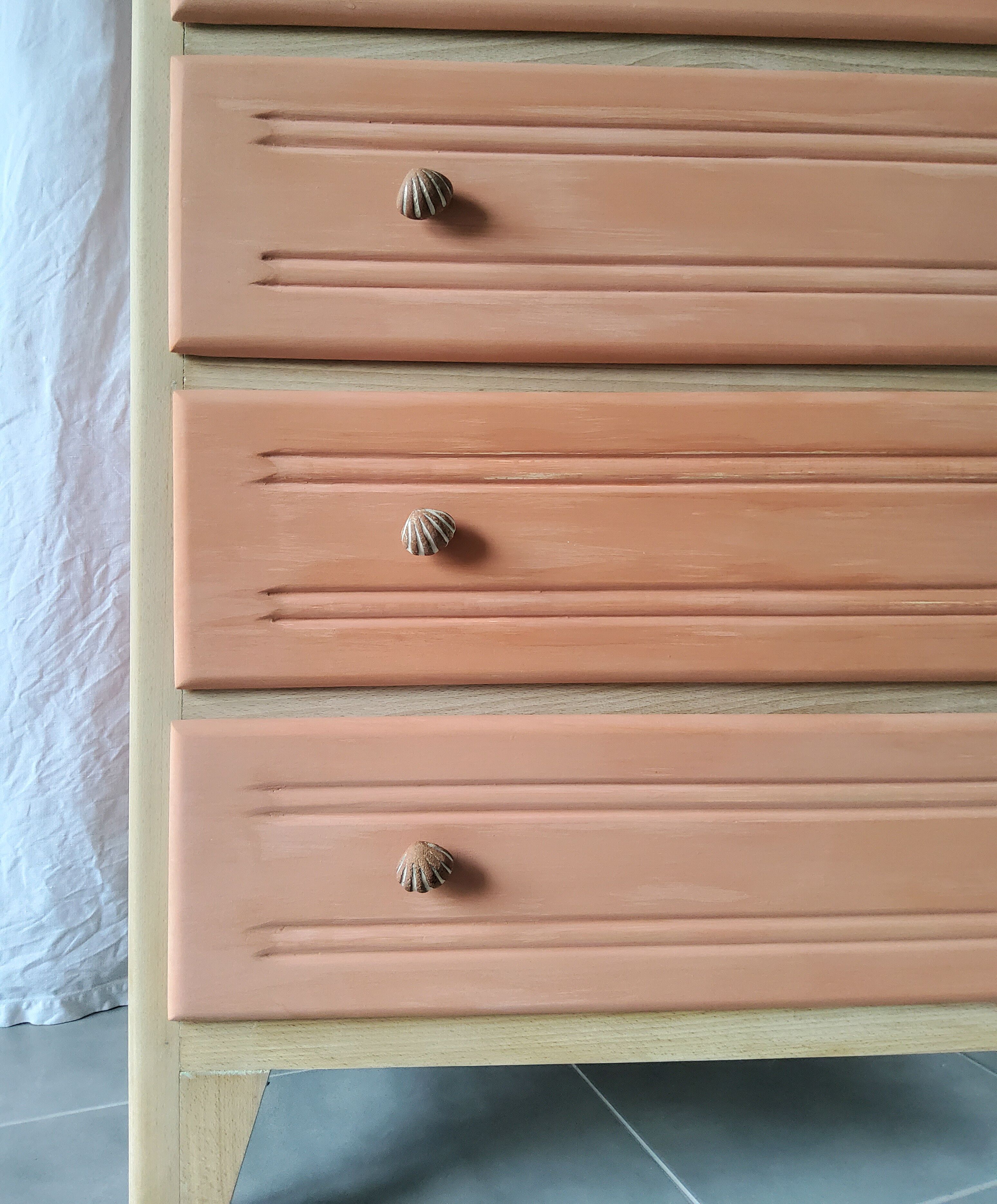 Patinated 30-40s chest of drawers
