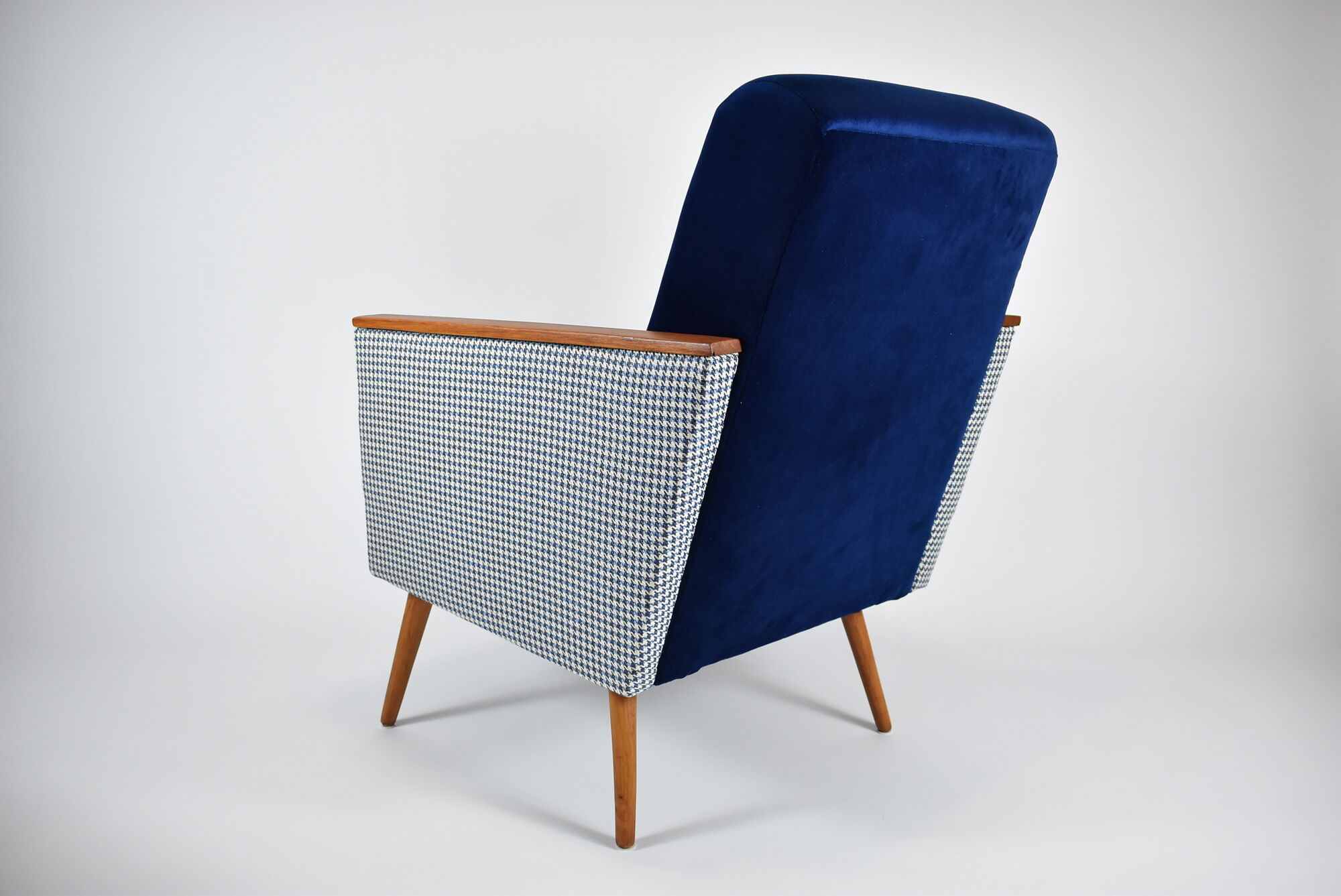 Vintage armchair 60s, DDR, renovation, velvet, houndstooth, blue
