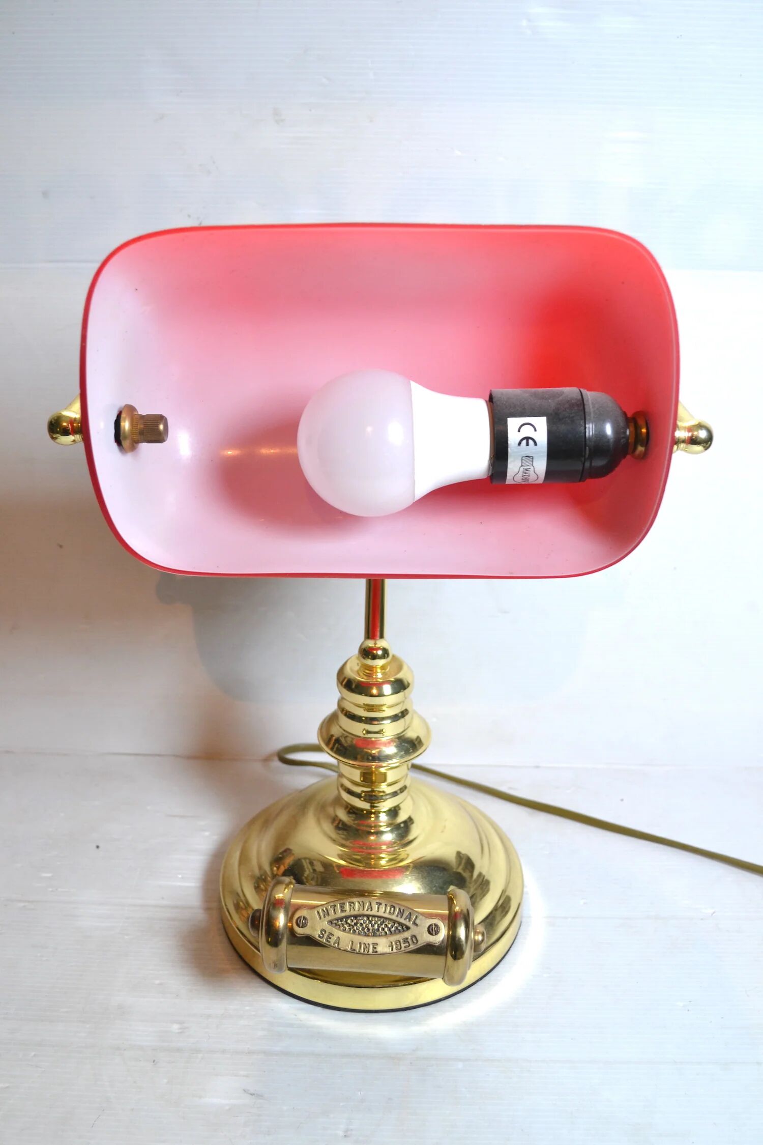 Banker's lamp