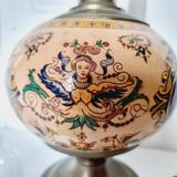 Electrified oil lamp in bronze and hand-painted Gien earthenware