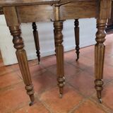 6-foot round table with elongations