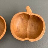 Pair of cups teak apples
