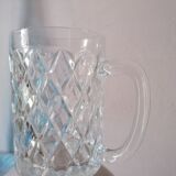 3 diamond-patterned glass mugs