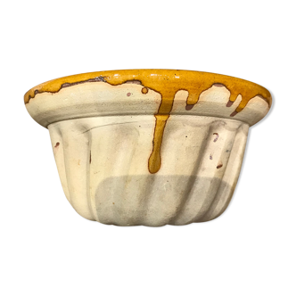 Ancient kouglof mold