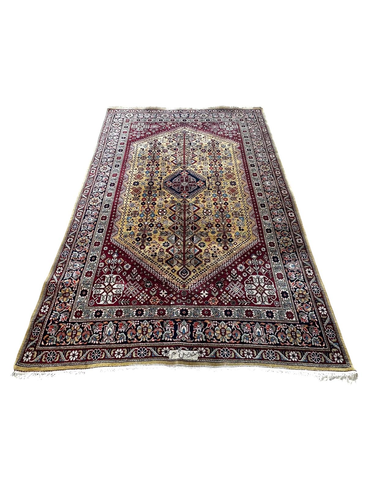 Handmade Persian carpet 182cm x 273cm