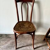 Bistro chair in curved beech and embossed seat