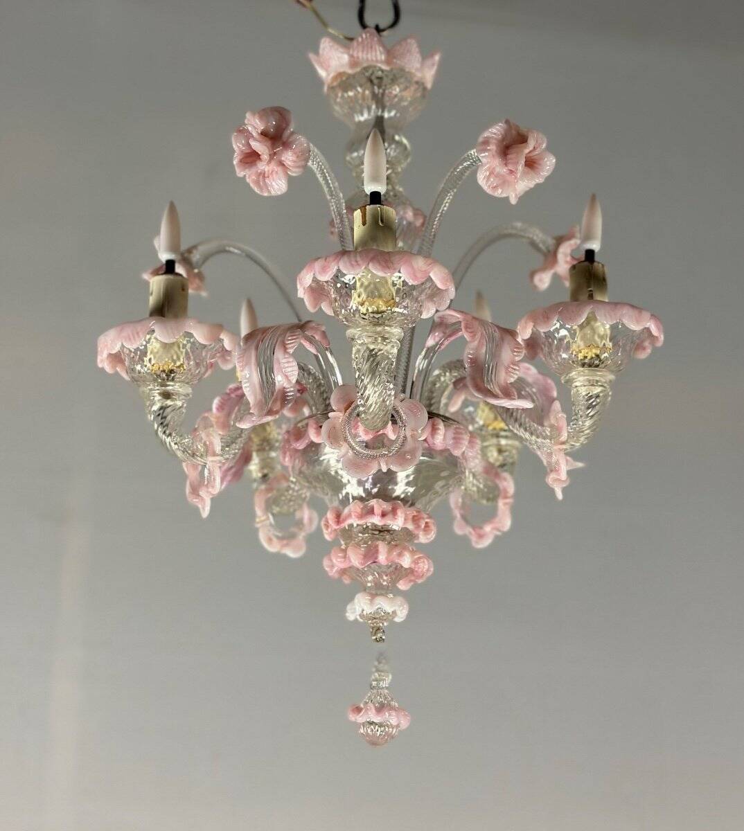 Small venetian chandelier in colorless and pink murano glass 5 arms of light circa 1920