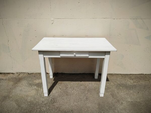 Table en sapin patinée