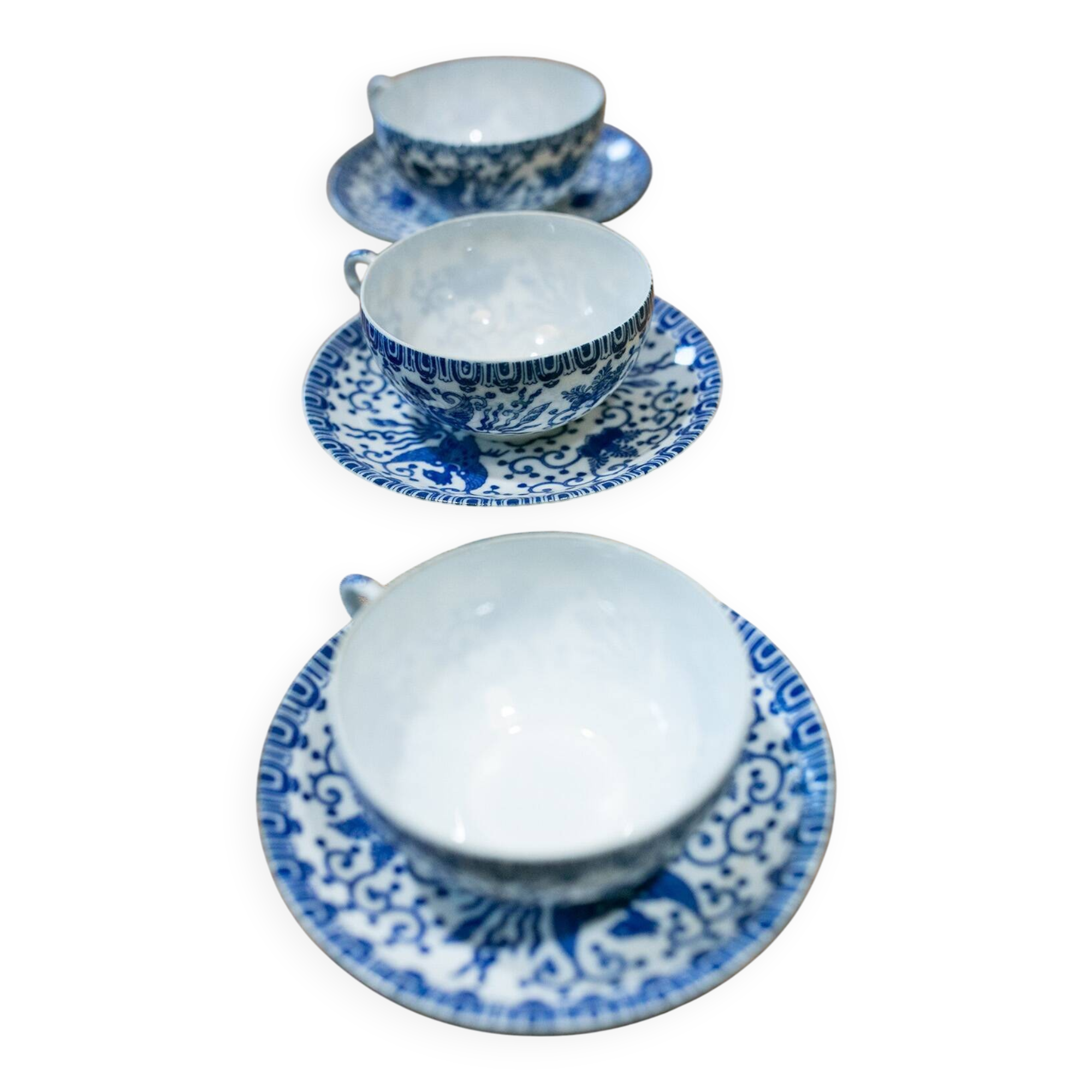 Le lot de 6 tasses japonaises