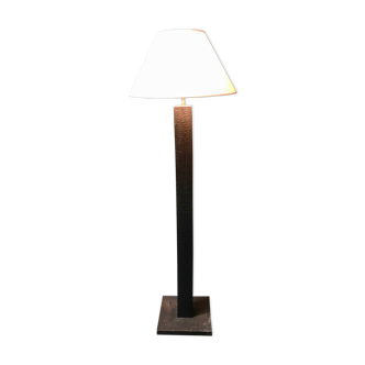 Lampadaire style brutaliste