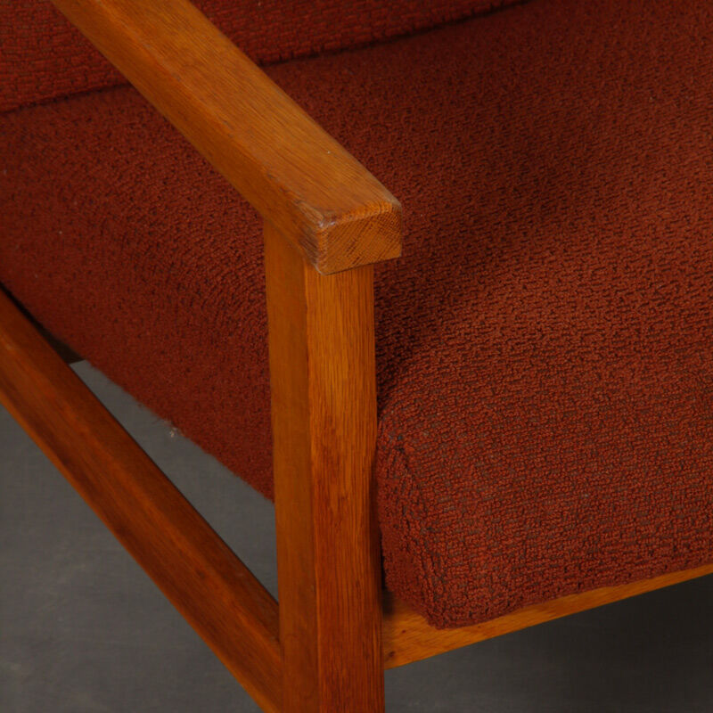 Paire de fauteuils en bois des années 1970