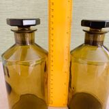 Apothecary bottle