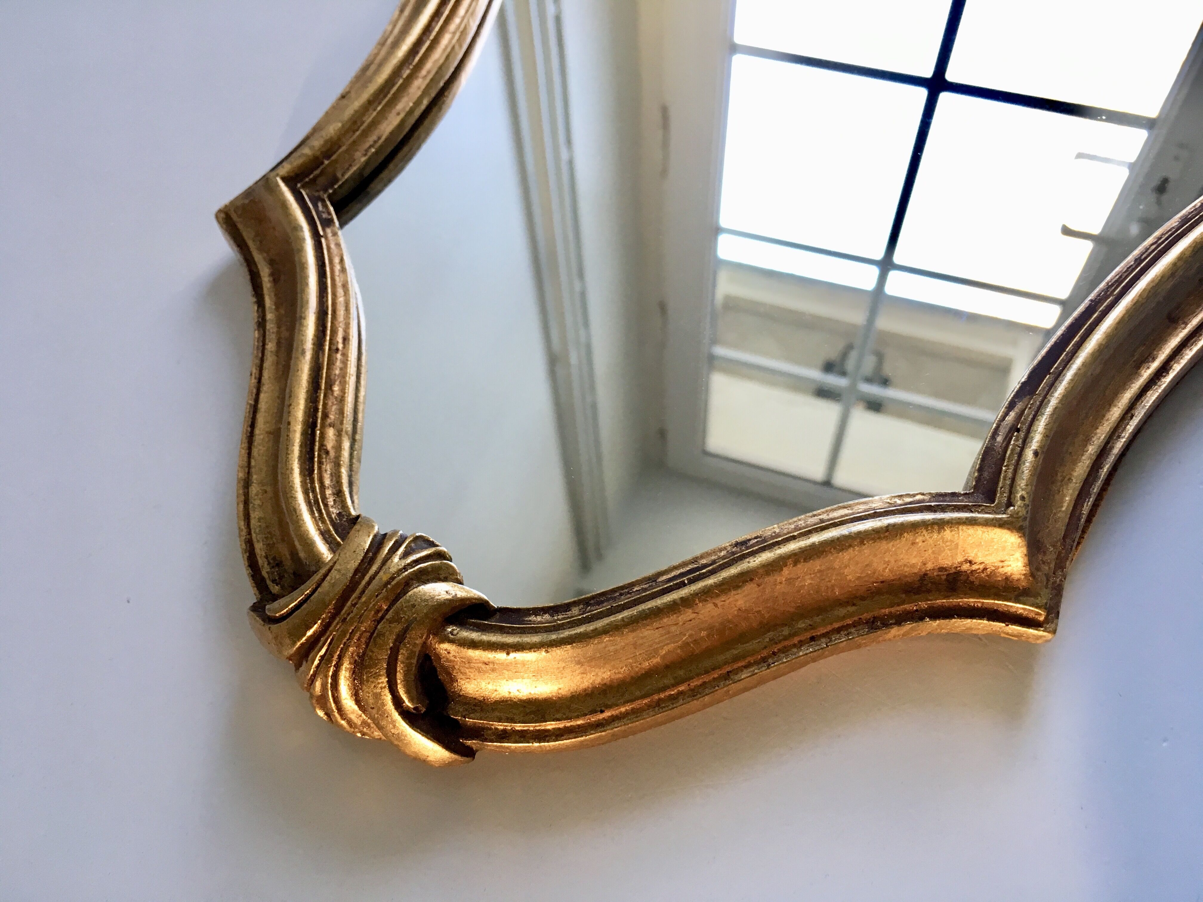 Mirror rocked carved and gilded wood 30x45cm