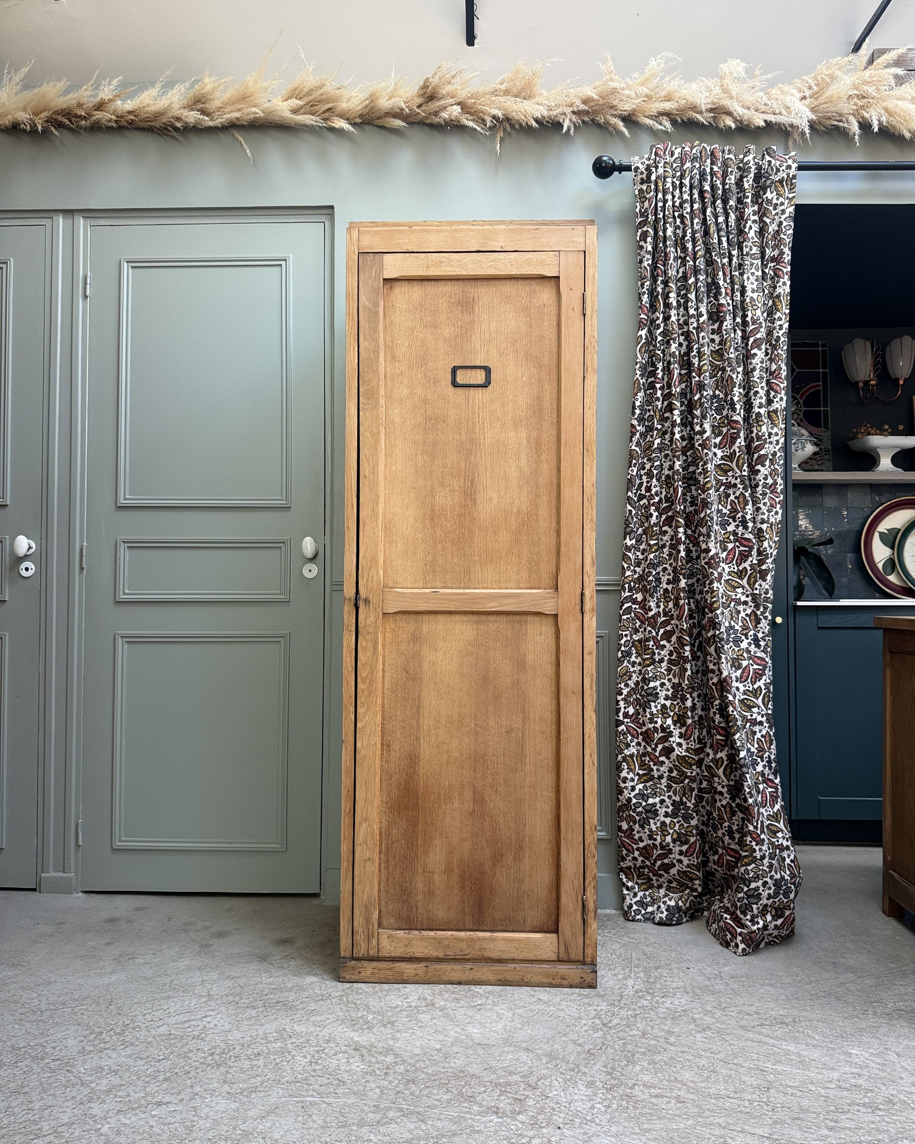 Vintage oak bonnetière (renovated)
