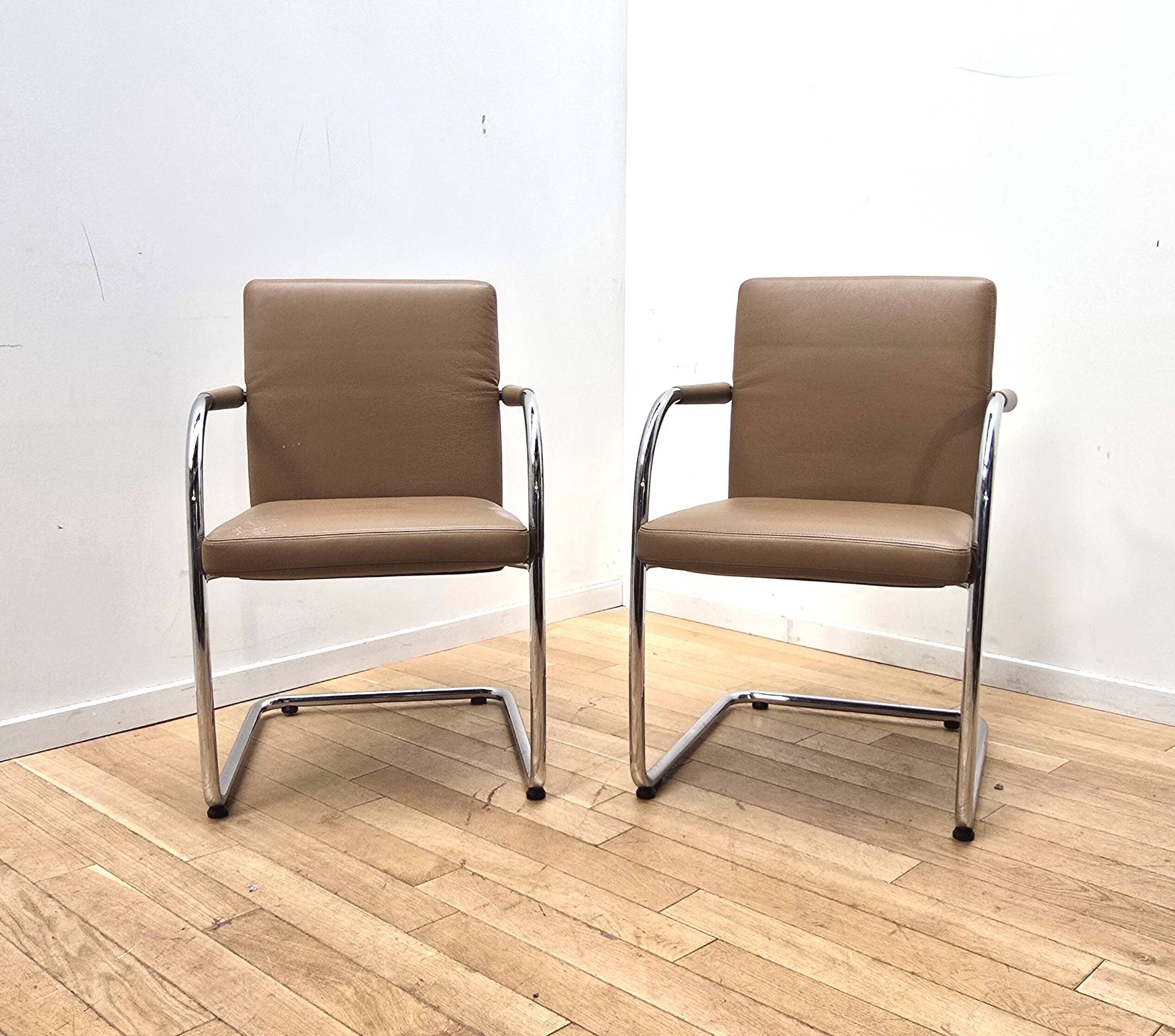 Paire de fauteuils de bureau Visasoft, Vitra