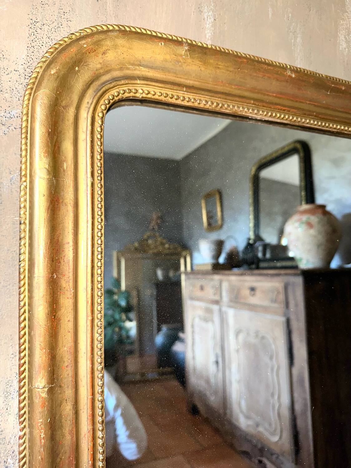 Antique Louis-Philippe mirror, 19th century.
