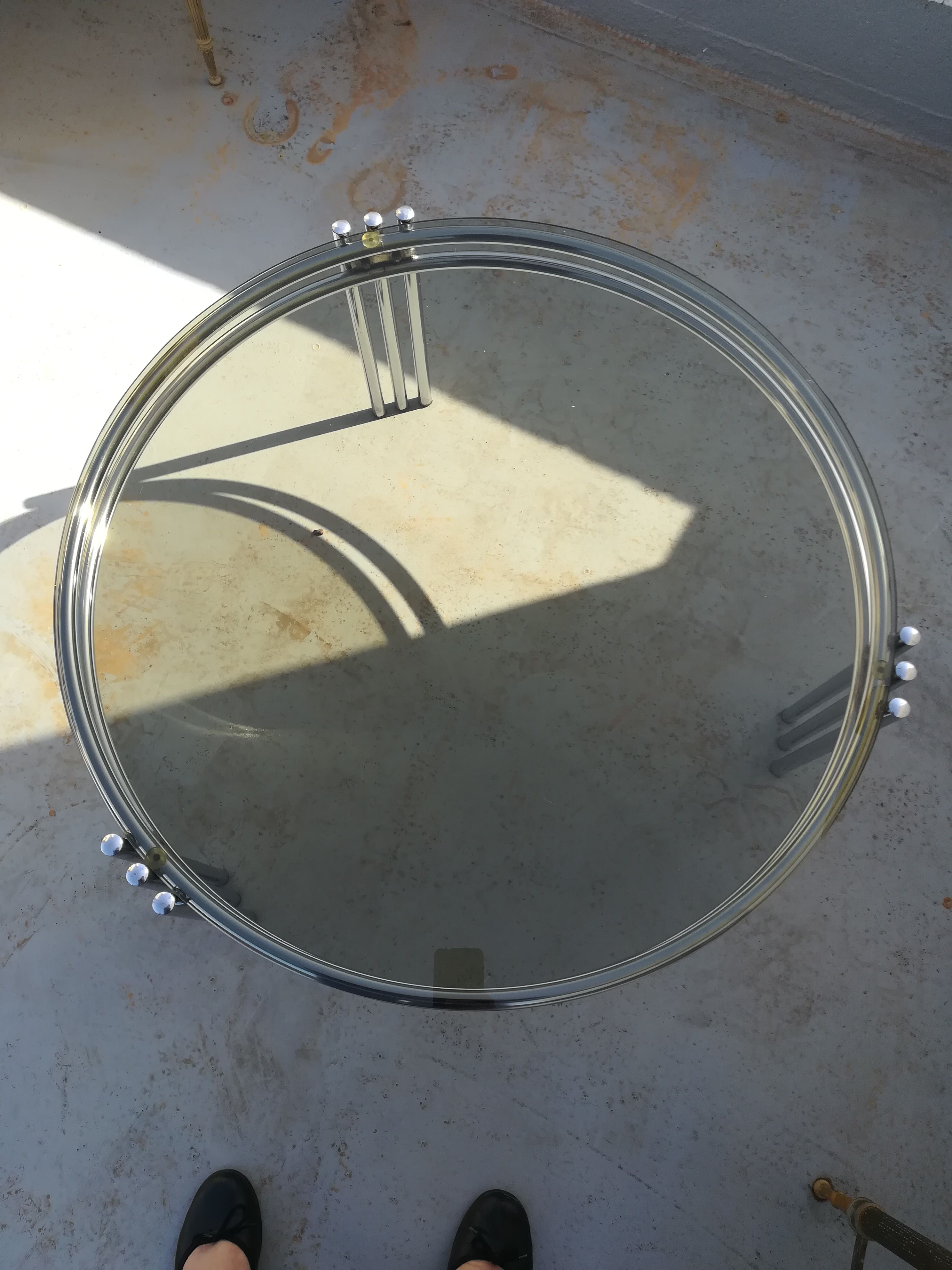 Coffee table in chrome steel and smokes glass 1970