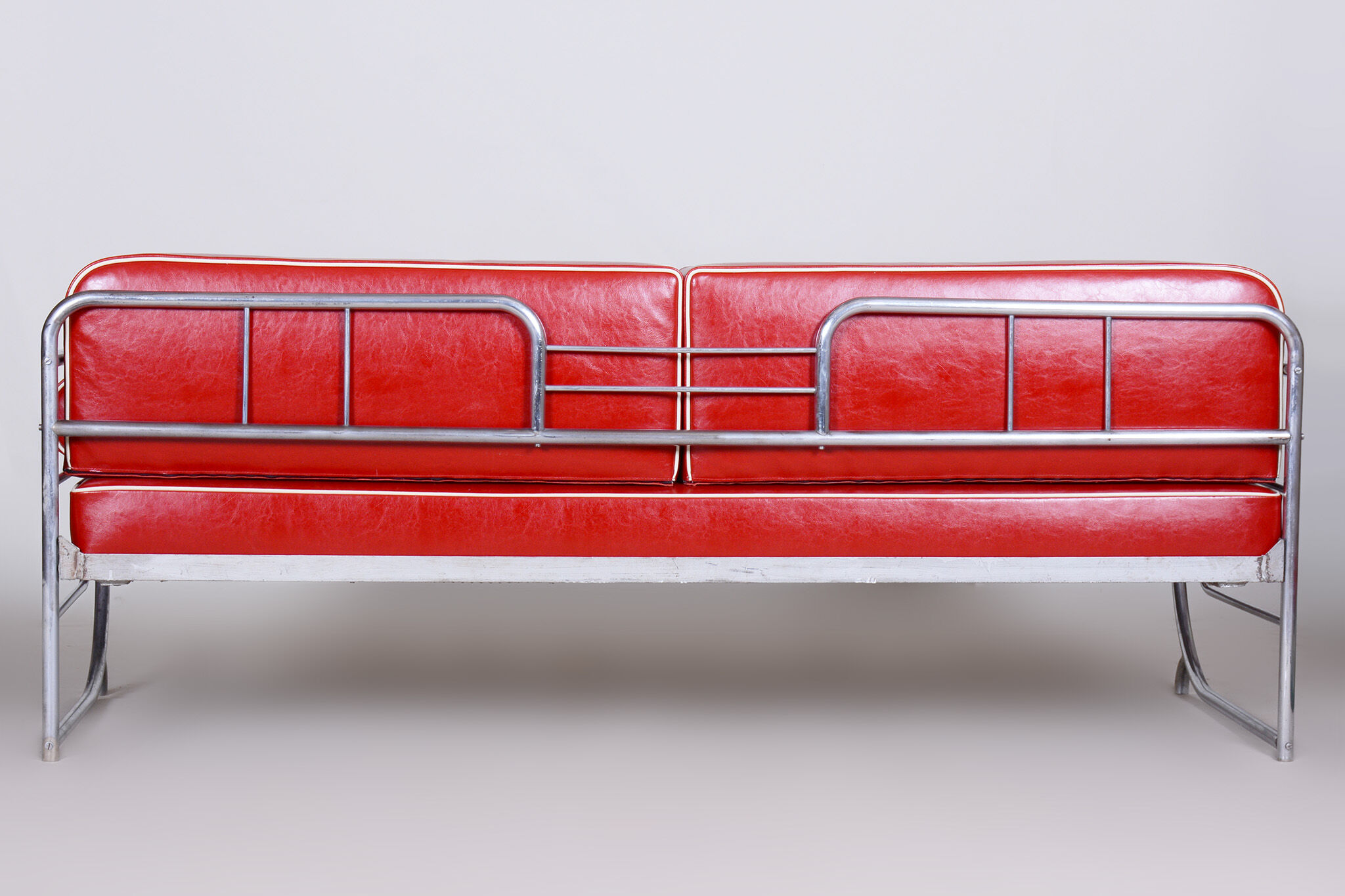 Restored Bauhaus Sofa by Robert Slezak, High-Quality Leather, Chrome, 1930s