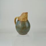 Two-tone pitcher in sandstone by Louis Lourioux